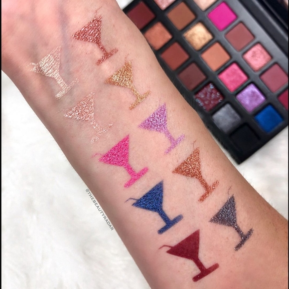 *** SOLD!!! *** Kylie Jenner Sipping Pretty Palette - Picture 5 of 5